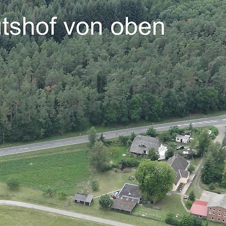 Ferien Mecklenburgische Seenplatte, Urlaub Auf Dem Gutshof Bossow Екстер'єр фото